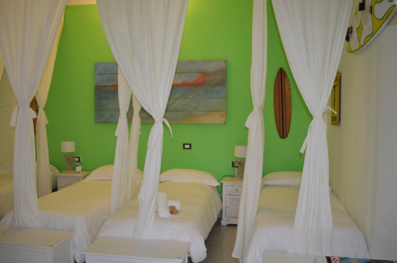 Floripa Surf House Bed & Breakfast Санта Мария дел Фокало Екстериор снимка